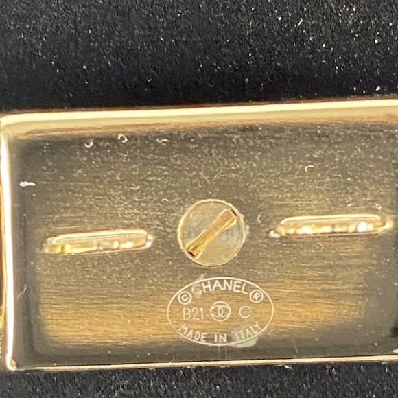 Chanel Hair Clip Gold-Tone and Crystal NWT - Picture 3 of 5